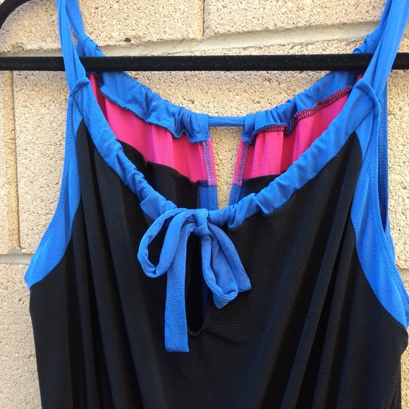 Colorblock Asymmetrical Hem Dress Miss Couture - Picture 6 of 6